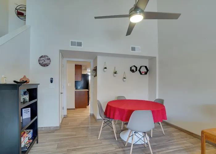 Townhome W/ Grill ~ 3 Mi To Downtown! *
